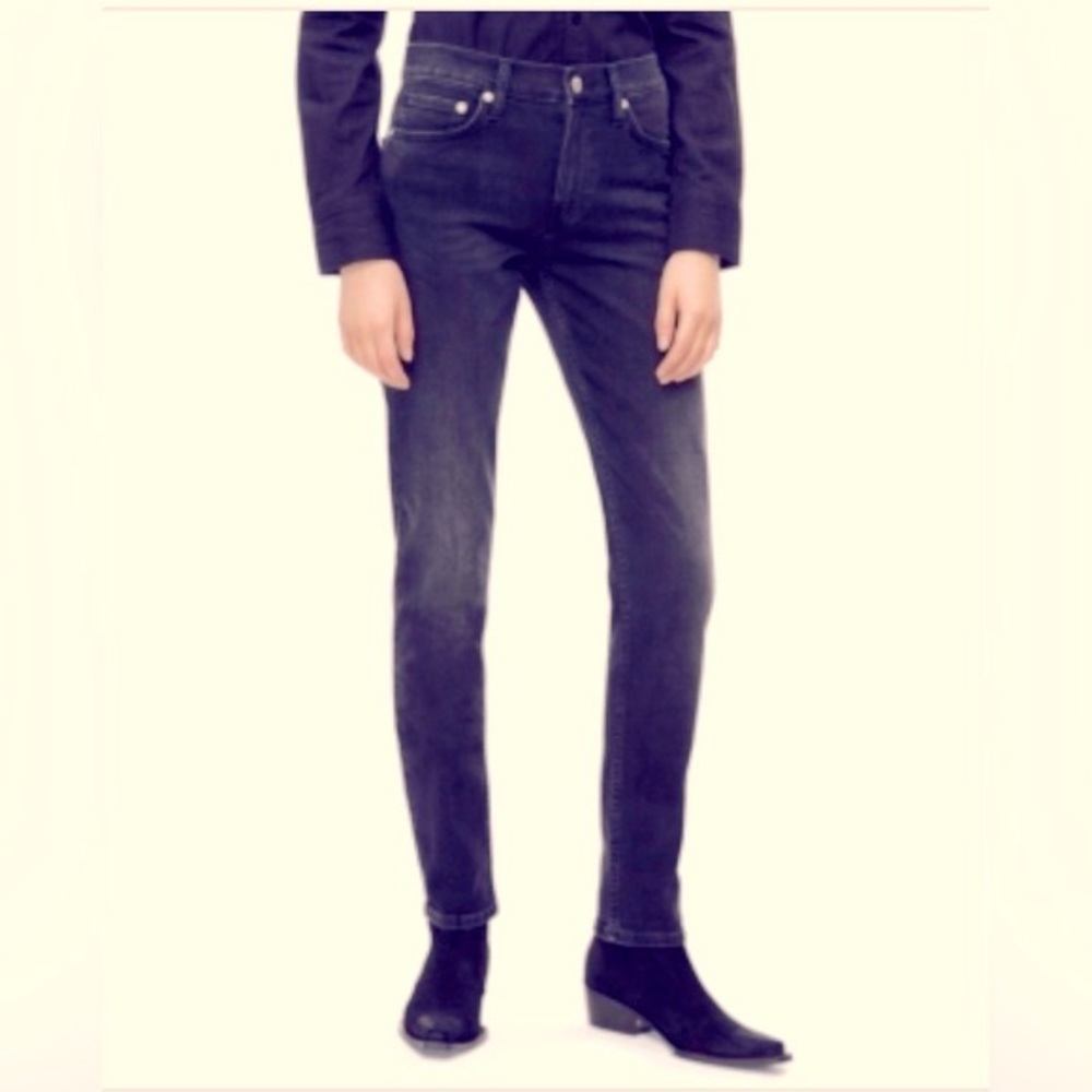 Calvin Klein Jeans 021 Mid-Rise Slim Jeans Dark Wash 29x32